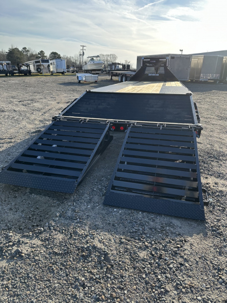 New 2026 Iron Bull 25' GN Equipment Trailer