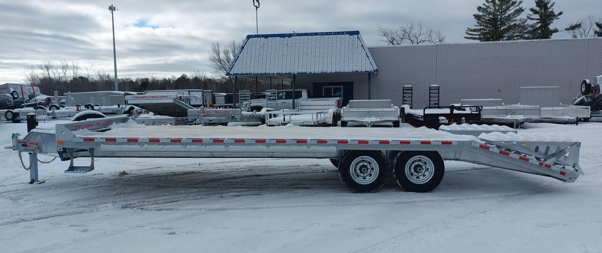New 102X20+5 GALVANIZED DECKOVER EQUIPMENT TRAILER 7 K AXLES HYDRAULIC JACK PINTLE RING 2026 TRIUMPH