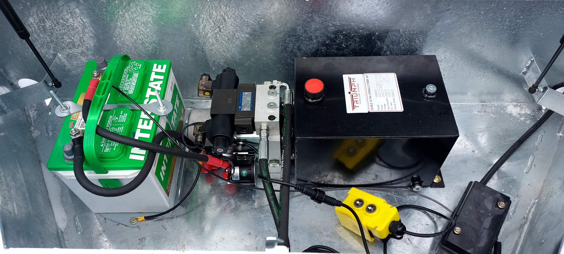 New 102X20+5 GALVANIZED DECKOVER EQUIPMENT TRAILER 7 K AXLES HYDRAULIC JACK PINTLE RING 2026 TRIUMPH