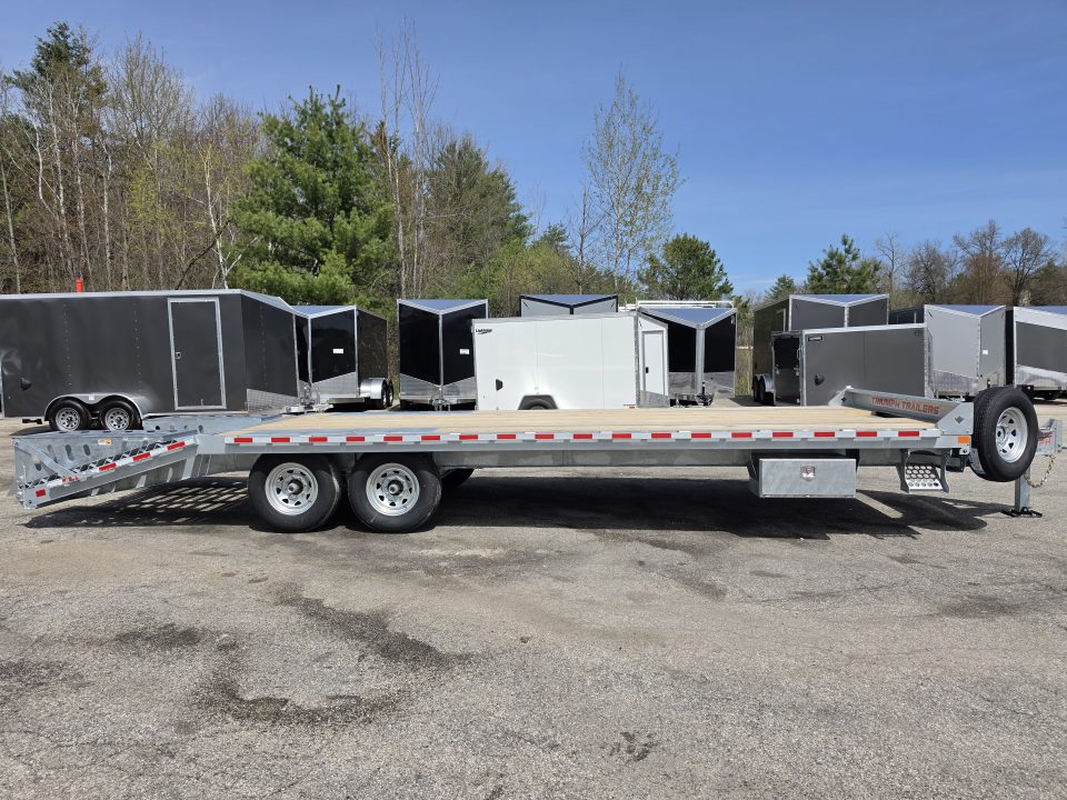New 102X20+5 GALVANIZED DECKOVER EQUIPMENT TRAILER 7 K AXLES HYDRAULIC JACK PINTLE RING 2026 TRIUMPH