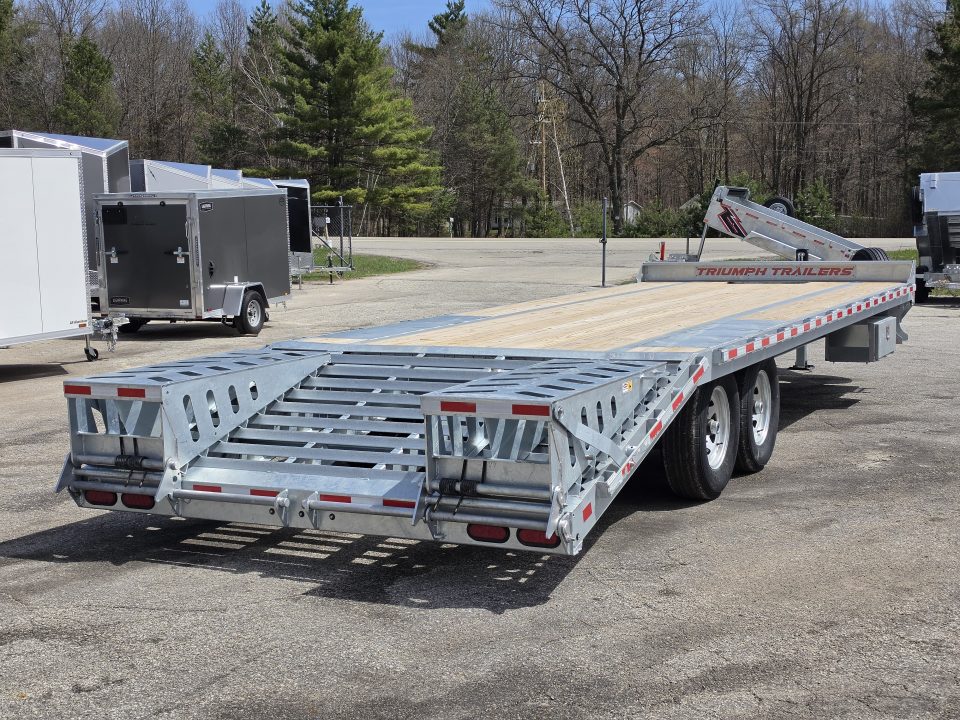 New 102X20+5 GALVANIZED DECKOVER EQUIPMENT TRAILER 7 K AXLES HYDRAULIC JACK PINTLE RING 2026 TRIUMPH