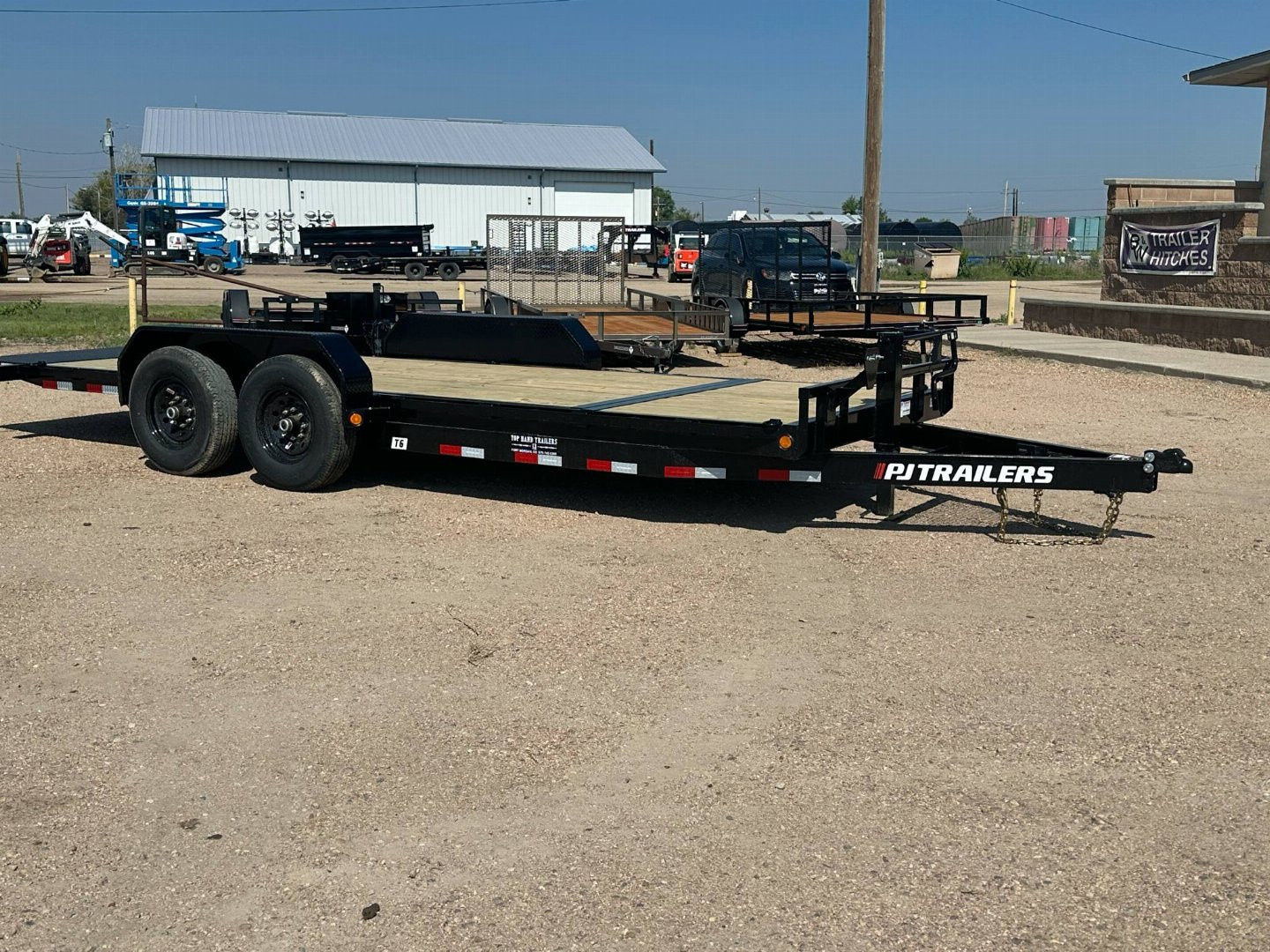 New 2026 PJ 20' Channel Equipment Tilt (T6)