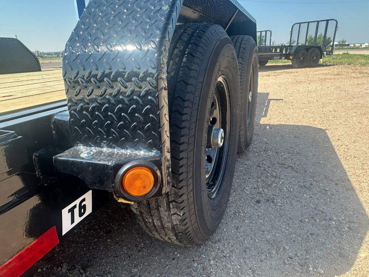 New 2026 PJ 20' Channel Equipment Tilt (T6)