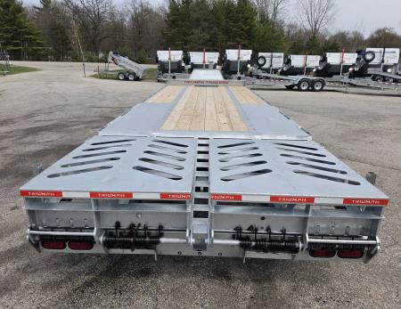New 102X20+5 GALVANIZED 16K AXLES HYDRAULIC JACK DECKOVER BUMPER PULL 2026 TRIUMPH
