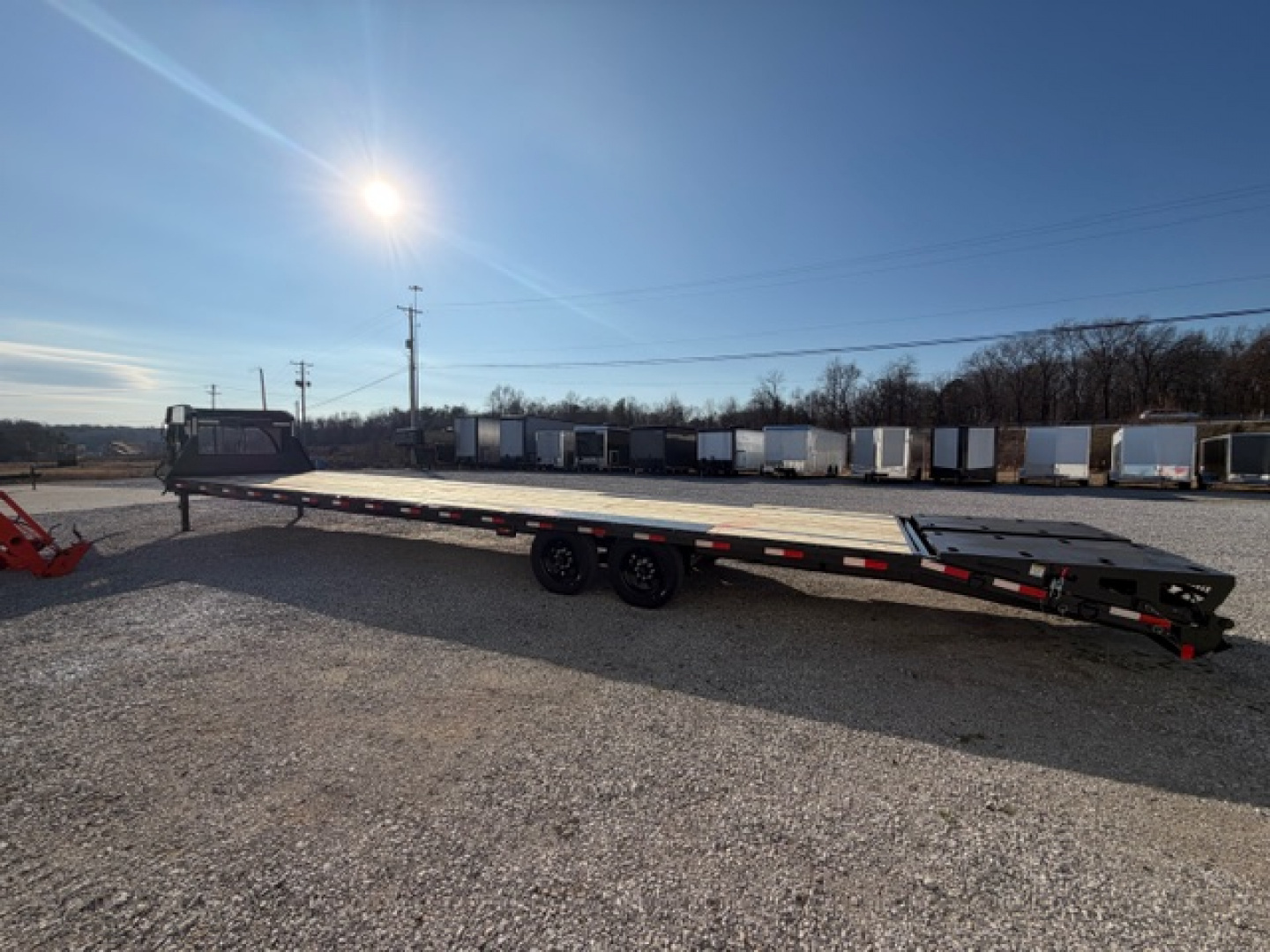 New 2026 Hillcrest Gooseneck 35+5 17.6k w/ Mega Ramps & Ratchet Rail & 8 Winches/Straps