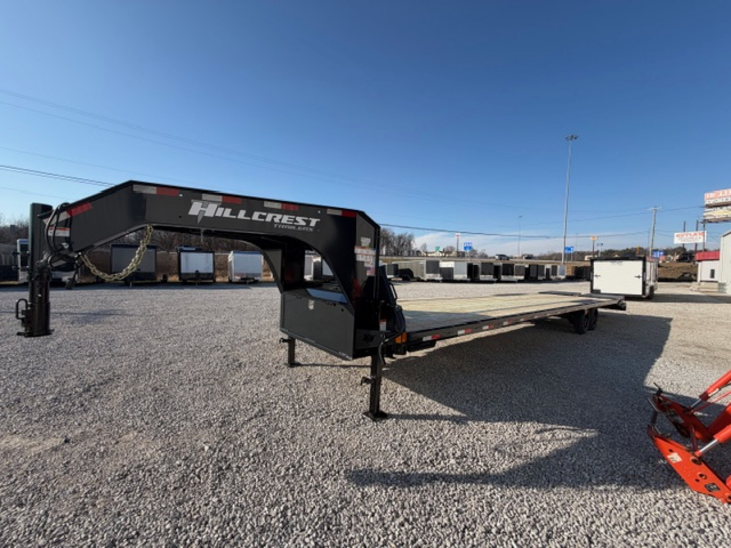 New 2026 Hillcrest Gooseneck 35+5 17.6k w/ Mega Ramps & Ratchet Rail & 8 Winches/Straps
