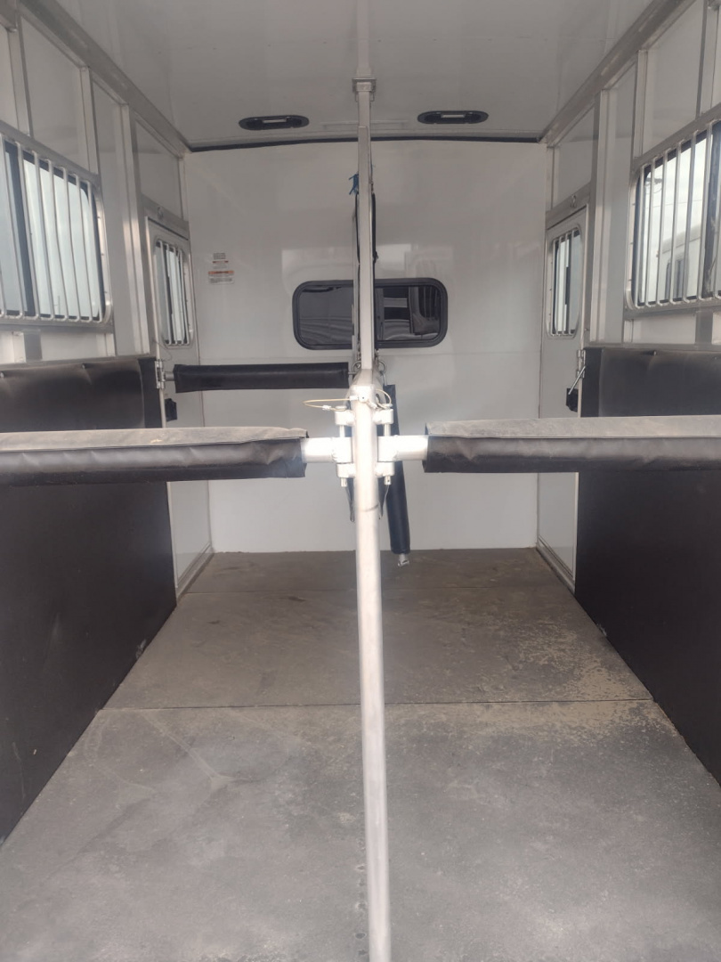 Used 2020 Sundowner 2 Horse