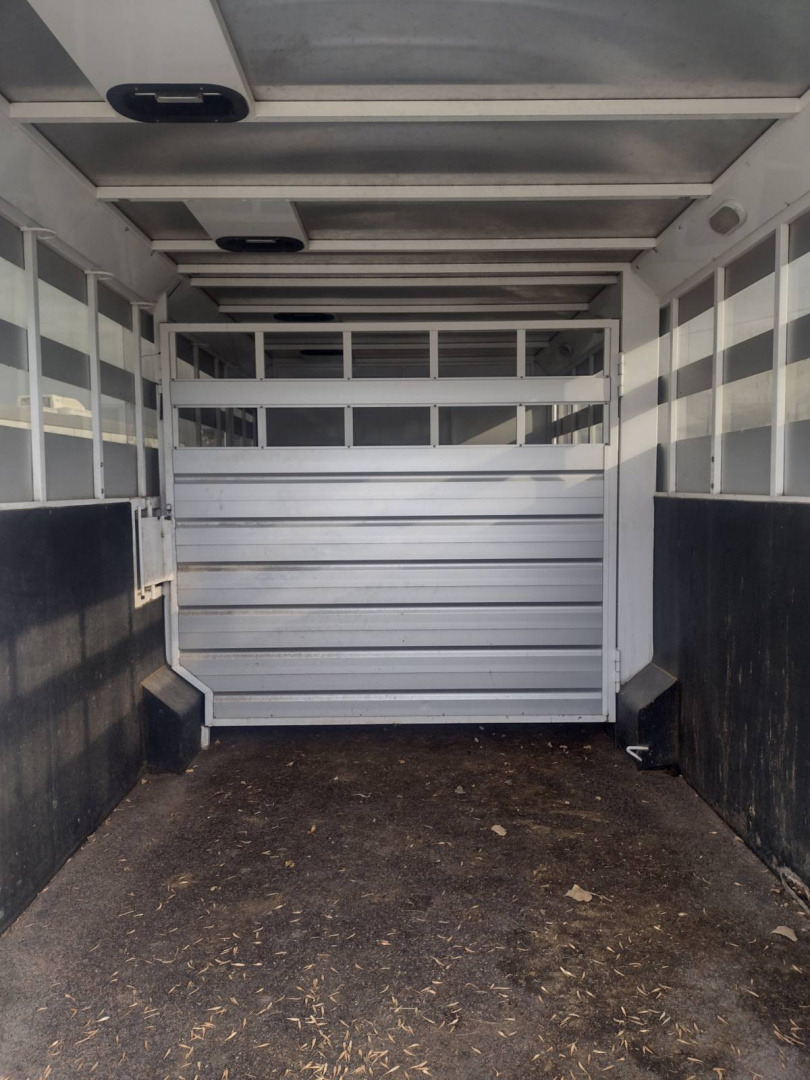 Used 2020 Trails West Santa Fe 11x15 Living Quarter Stock Combo Trailer