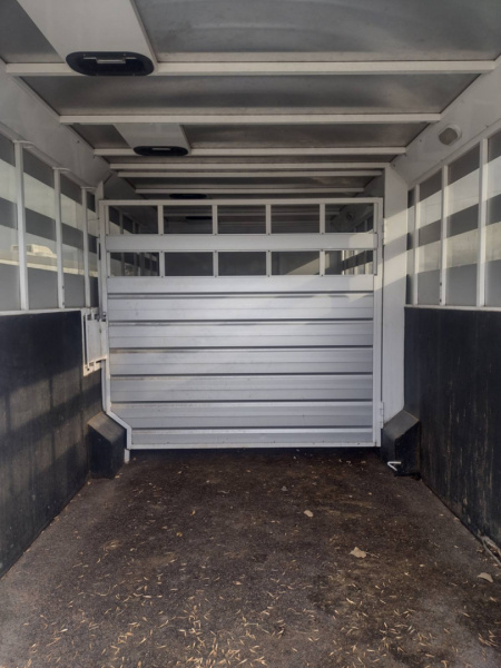 Used 2020 Trails West Santa Fe 11x15 Living Quarter Stock Combo Trailer