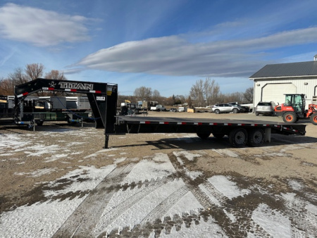 New 2026 Titan 26' Flatbed