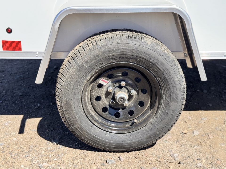 New 2026 Cross Trailers 4-6-1V Enclosed Barn Door 2K GVWR