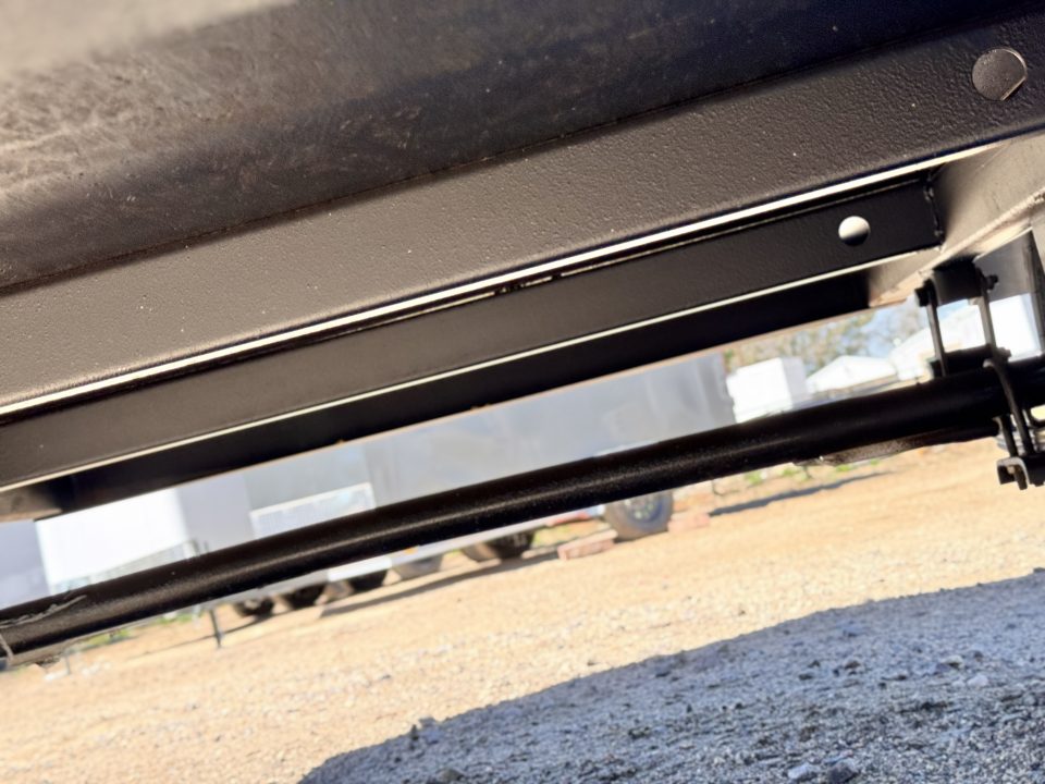 New 2026 Cross Trailers 4-6-1V Enclosed Barn Door 2K GVWR