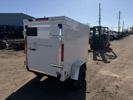 New 2026 Cross Trailers 4-6-1V Enclosed Barn Door
