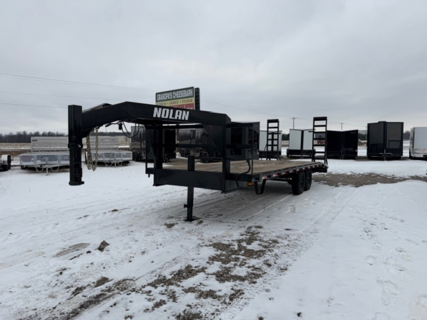 Used 2025 Nolan Manufacturing 24' Gooseneck Equipment Trailer