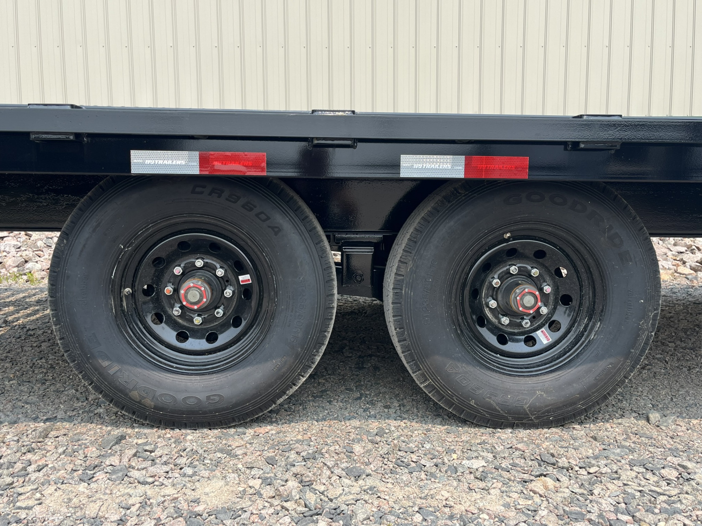 New 2026 22' 16k PJ I-Beam Deckover Trailer