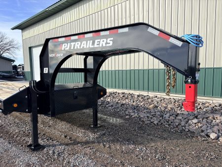 New 2026 32' PJ GN Low-Pro Hyd Dove Gooseneck Trailer