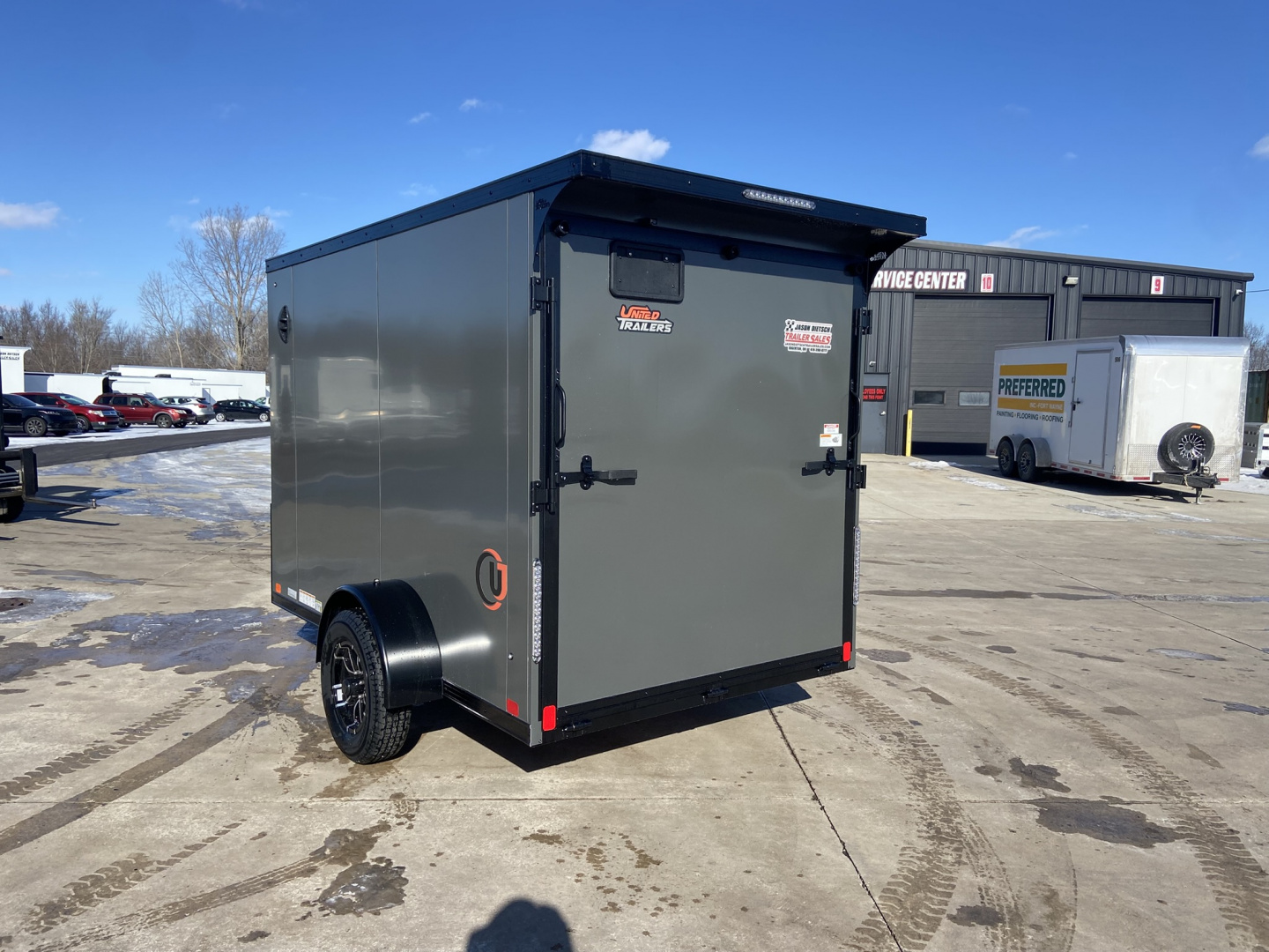 New United 10' UJ V-Nose Enclosed Cargo Trailer