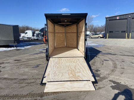New United 10' UJ V-Nose Enclosed Cargo Trailer