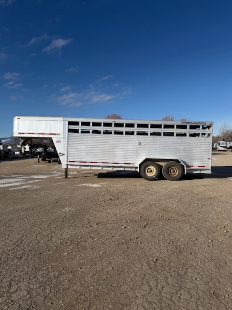 Used 2003 Featherlite 20' Stock