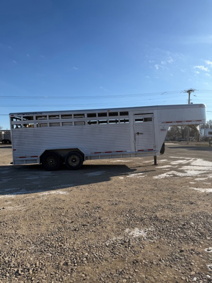 Used 2003 Featherlite 20' Stock