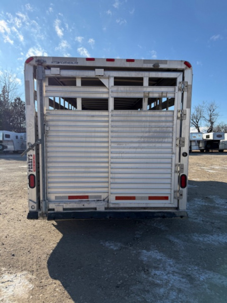 Used 2003 Featherlite 20' Stock