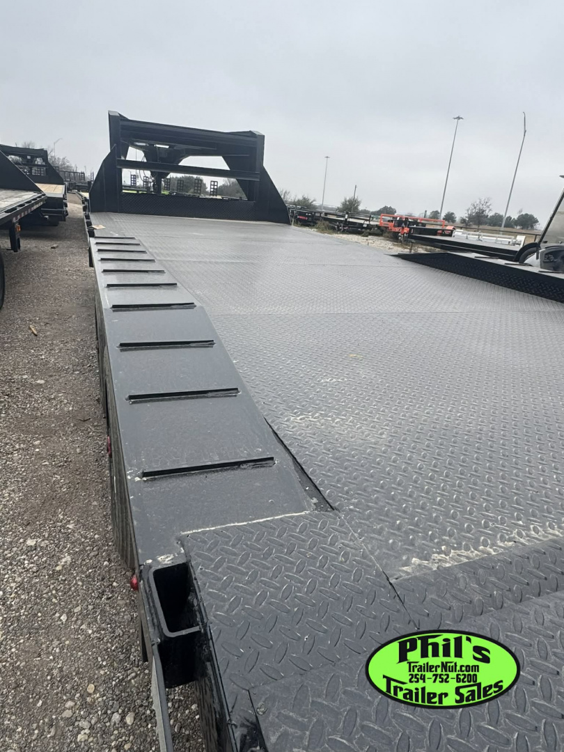 New Stanley Trailers 102X24 DRIVE OVER GOOSENECK 20K GVWR 10,000 AXLES MEGA RAMPS Equipment Trailer