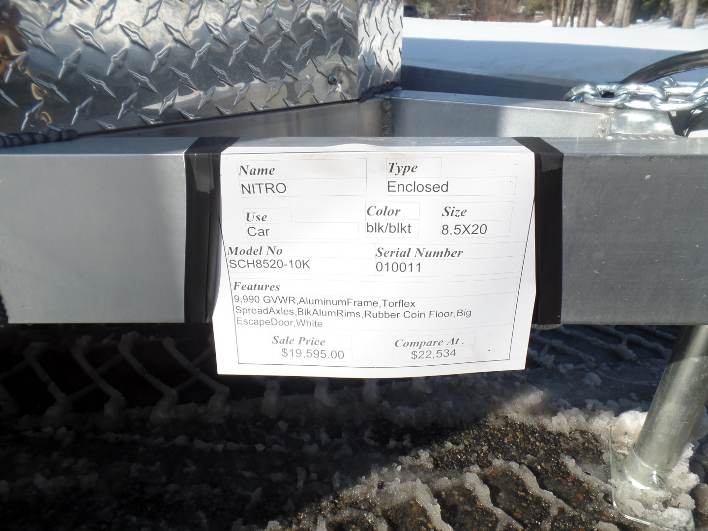 New 2026 Nitro SCH8520-10K Enclosed Car / Racing Trailer