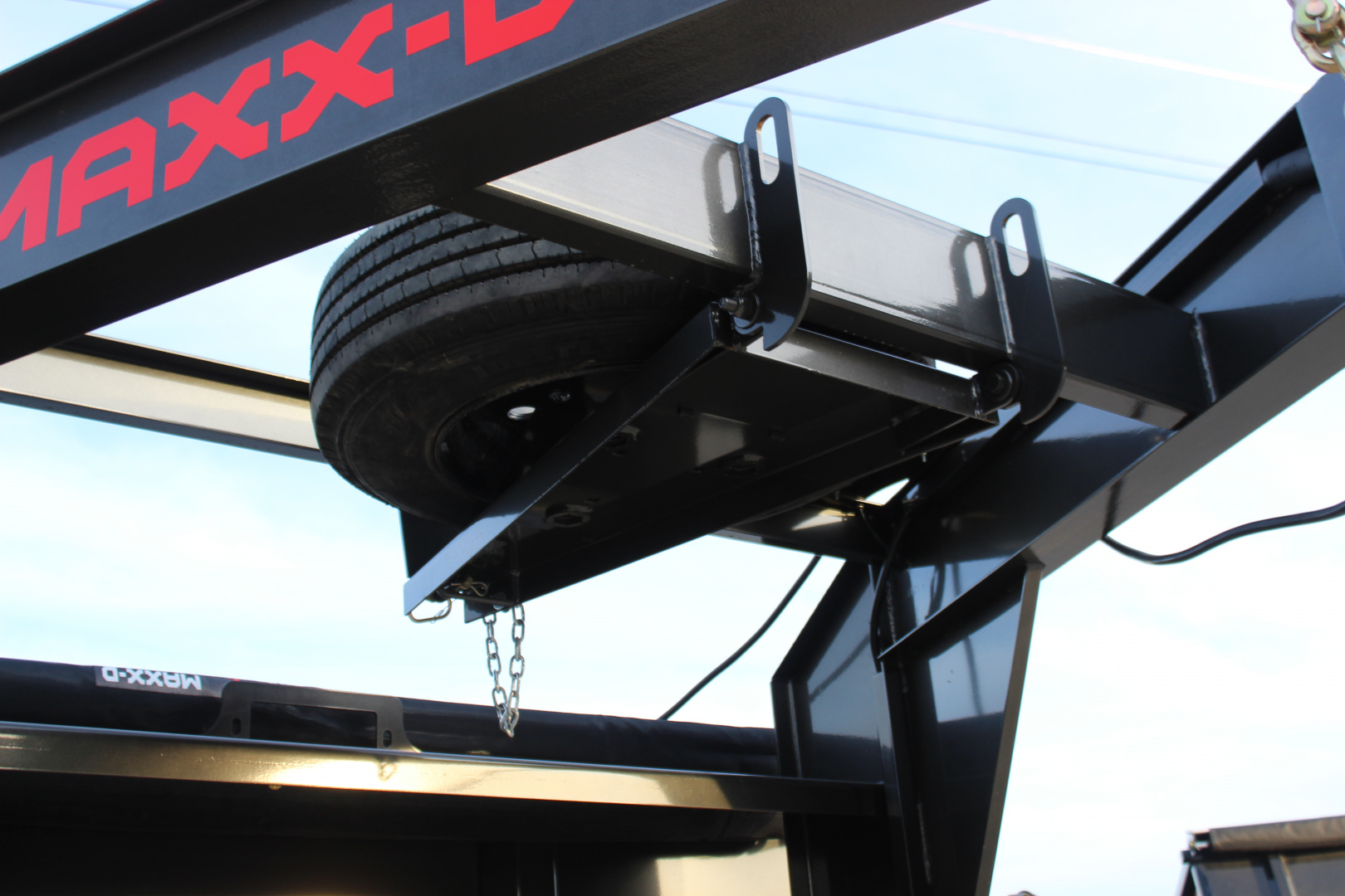 New 2026 MAXXD DJX 16' Gooseneck Dump Trailer