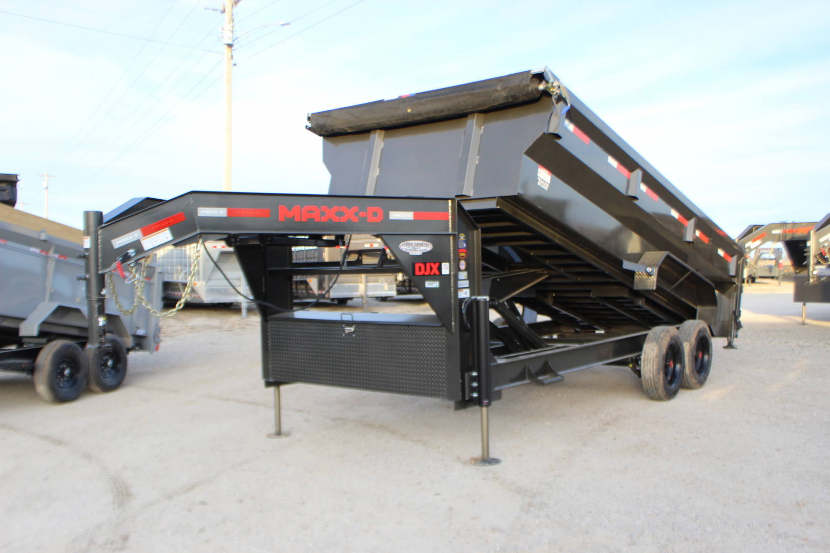 New 2026 MAXXD DJX 16' Gooseneck Dump Trailer
