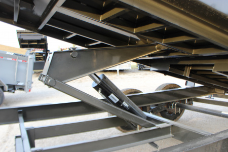 New 2026 MAXXD DJX 16' Gooseneck Dump Trailer