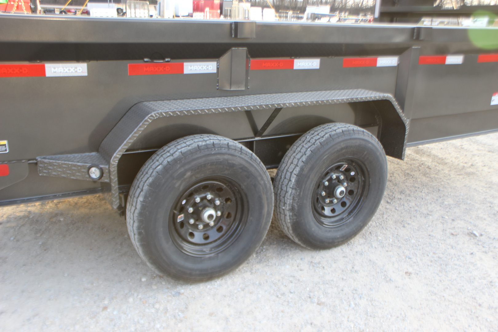 New 2025 MAXXD DJX 14' gooseneck Dump Trailer