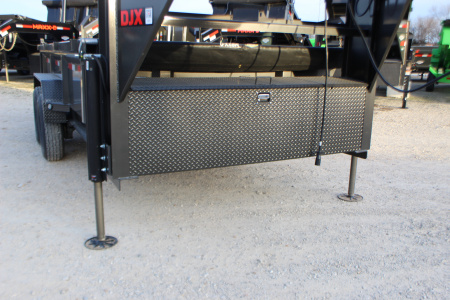 New 2025 MAXXD DJX 14' gooseneck Dump Trailer