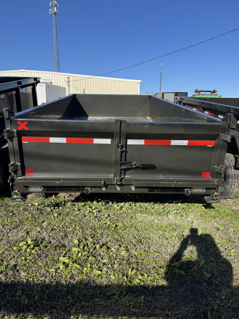 New 2026 MAXX-D DJB8314 Dump Trailer