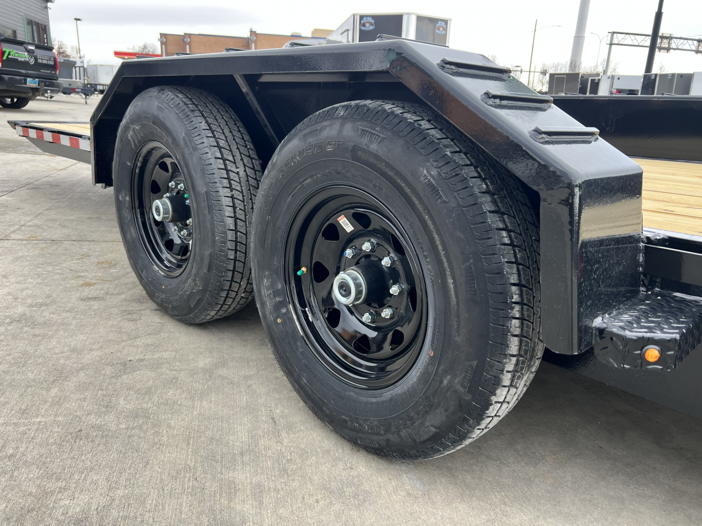 New NEW 2026 H&H 14K Low Pro Speedloader 22’ POWER TILTbed flatbed Trailer 2-7000 lb axles =14K Hydraulic JACK