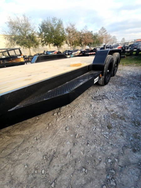 New 2026 Top Hat Trailers DC07-20X83-7E-R Car Hauler