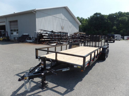 New 4 place SNO-PRO Enclosed Snowmobile Trailer in Stock !  ALCOM Sno-Pro Brand 8.5X22 with 5 ft. V nose . ID# 153205 in stock 10-21-25