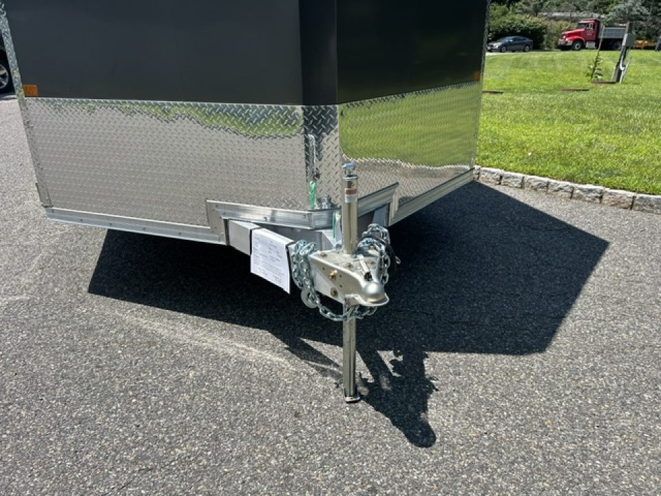 New 2025 ALCOM ALCOM C8.5X20CH-XLT-7K Enclosed Car / Racing Trailer