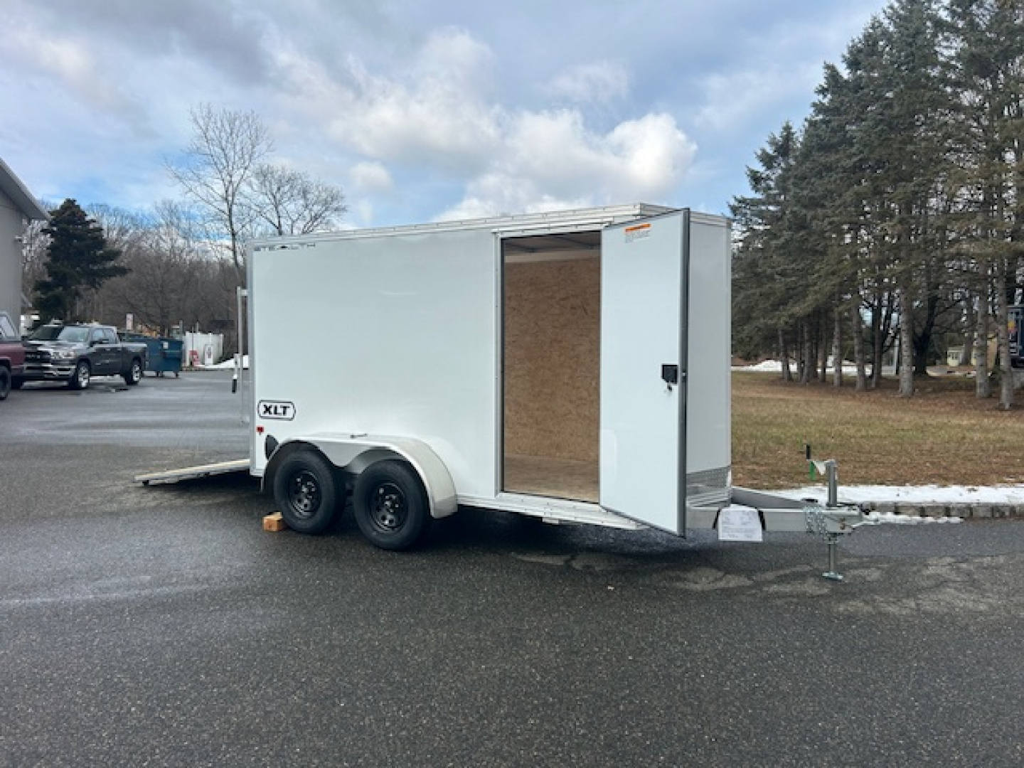 New ALCOM Brand, ALUMINUM FRAME 6X12 Enclosed, Tandem Axle!  Lightweight ! XLT Model. ID# 156093