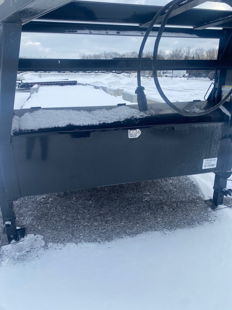 New IronBull ETG 102" x 40' GN Equipment Trailer