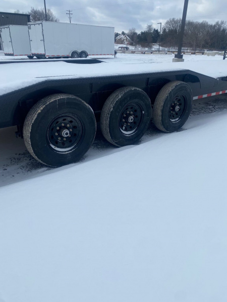 New IronBull ETG 102" x 40' GN Equipment Trailer