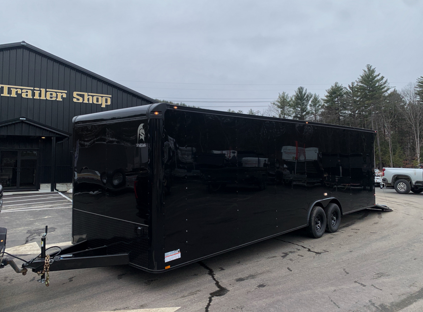 New 2026 SPARTAN 8.5X28 + 2ft V nose/ 7' Int Height / .080 Polycore/Blackout Package/Finished Interior/ Cabinets -9990gvw