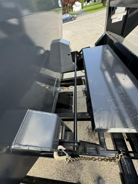 New 2026 Ironbull 7x16' Rolloff Dump Trailer Combo 14000# GVW * INCLUDES (1) 16' BIN 4' SIDES (16 YARDS) * DUAL BATTERIES * DUAL TOOLBOXES * 5x20 SCISSOR HOIST * DUAL 12K JACKS * 10" I-BEAM FRAME * 22K WINCH WITH ROLLER