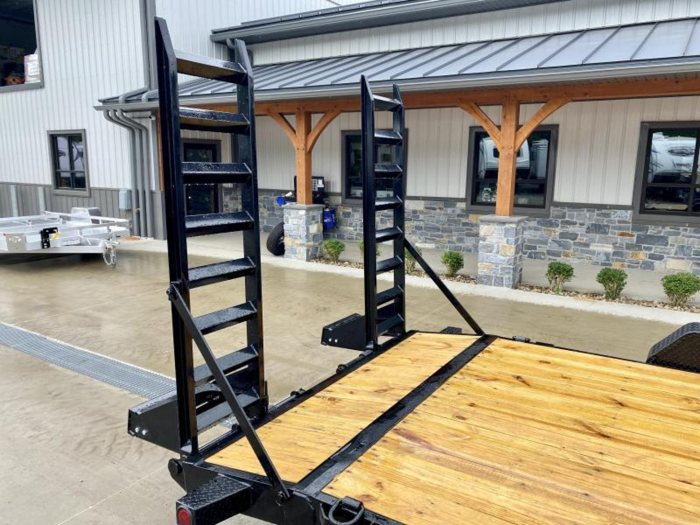New NEW Ironbull 7x20' Equipment Trailer 14000# GVW * KNIFEEDGE RAMP W/ ADJUSTABLE SUPPORT * REMOVABLE FENDERS * 16" O.C. STRUCTURAL CHANNEL C/M * RUBRAIL/STAKE POCKETS/PIPE SPOOLS/D-RINGS * ADJUSTABLE CAST COUPLER * 12K JACK