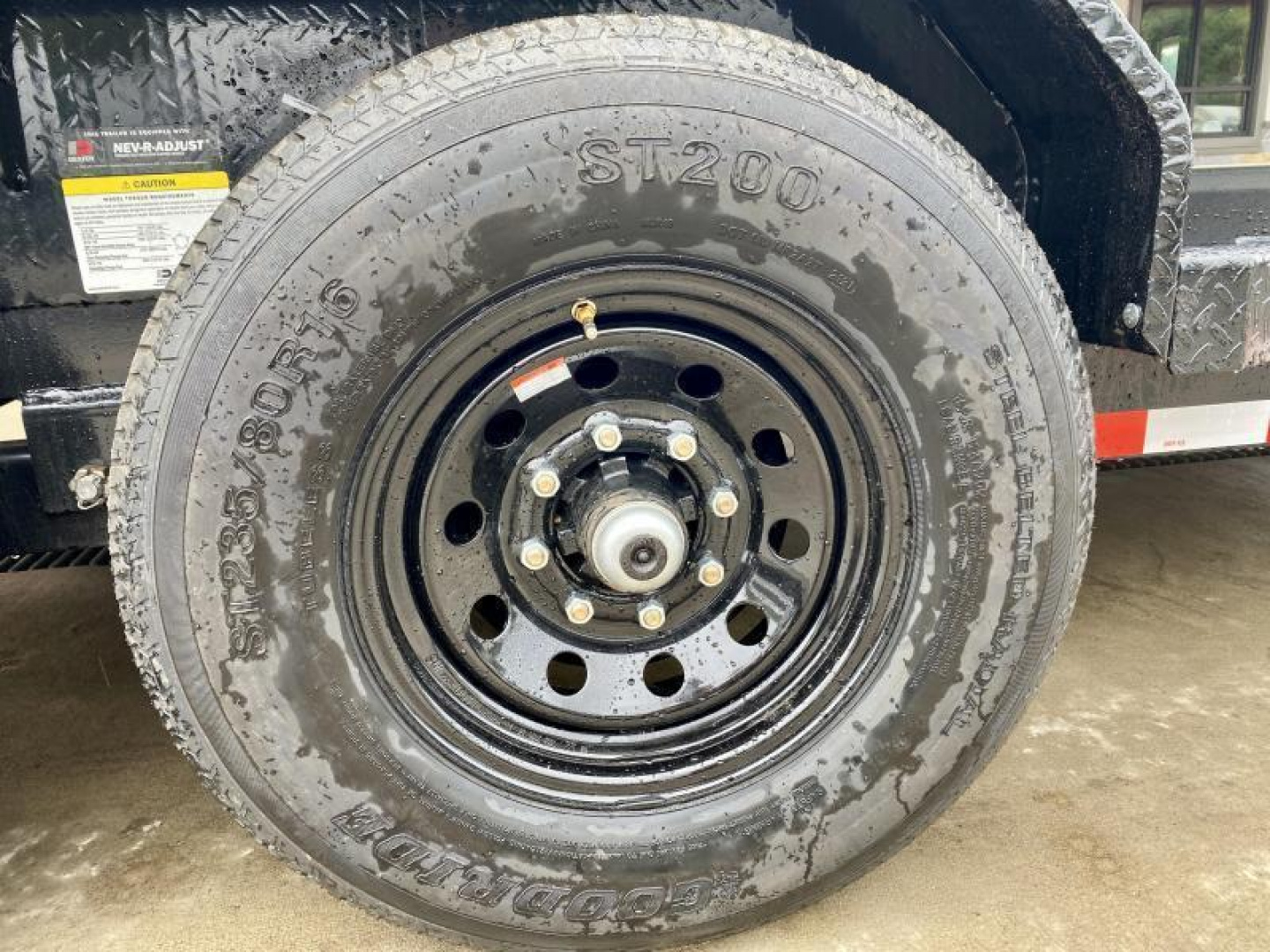 New NEW Ironbull 7x20' Equipment Trailer 14000# GVW * KNIFEEDGE RAMP W/ ADJUSTABLE SUPPORT * REMOVABLE FENDERS * 16" O.C. STRUCTURAL CHANNEL C/M * RUBRAIL/STAKE POCKETS/PIPE SPOOLS/D-RINGS * ADJUSTABLE CAST COUPLER * 12K JACK