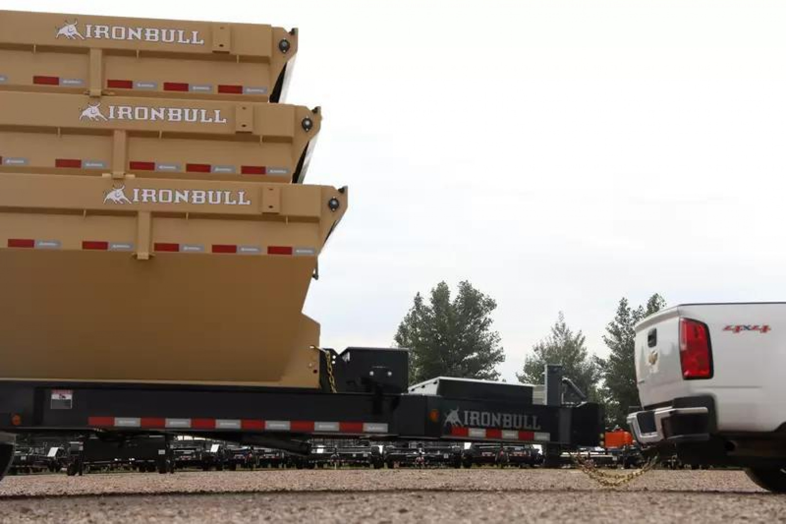 New 2026 Ironbull 7x16' Rolloff Dump Trailer 14000# GVW * INCLUDES (1) 16' BIN 4' SIDES (16 YARDS) * DUAL BATTERIES * 5x20 SCISSOR HOIST * 10" I-BEAM FRAME * 20K WINCH WITH ROLLER