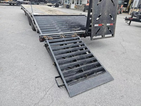 Used USED 2023 Ironbull 102x30' Pintle Beavertail Deckover Trailer 22000# GVW * RATCHET TRACK * DEXTER AXLES * HDSS SUSPENSION * FULL WIDTH RAMPAGE RAMPS * PIERCED FRAME * UNDER FRAME BRIDGE * MUD FLAPS * SPARE MOUNT