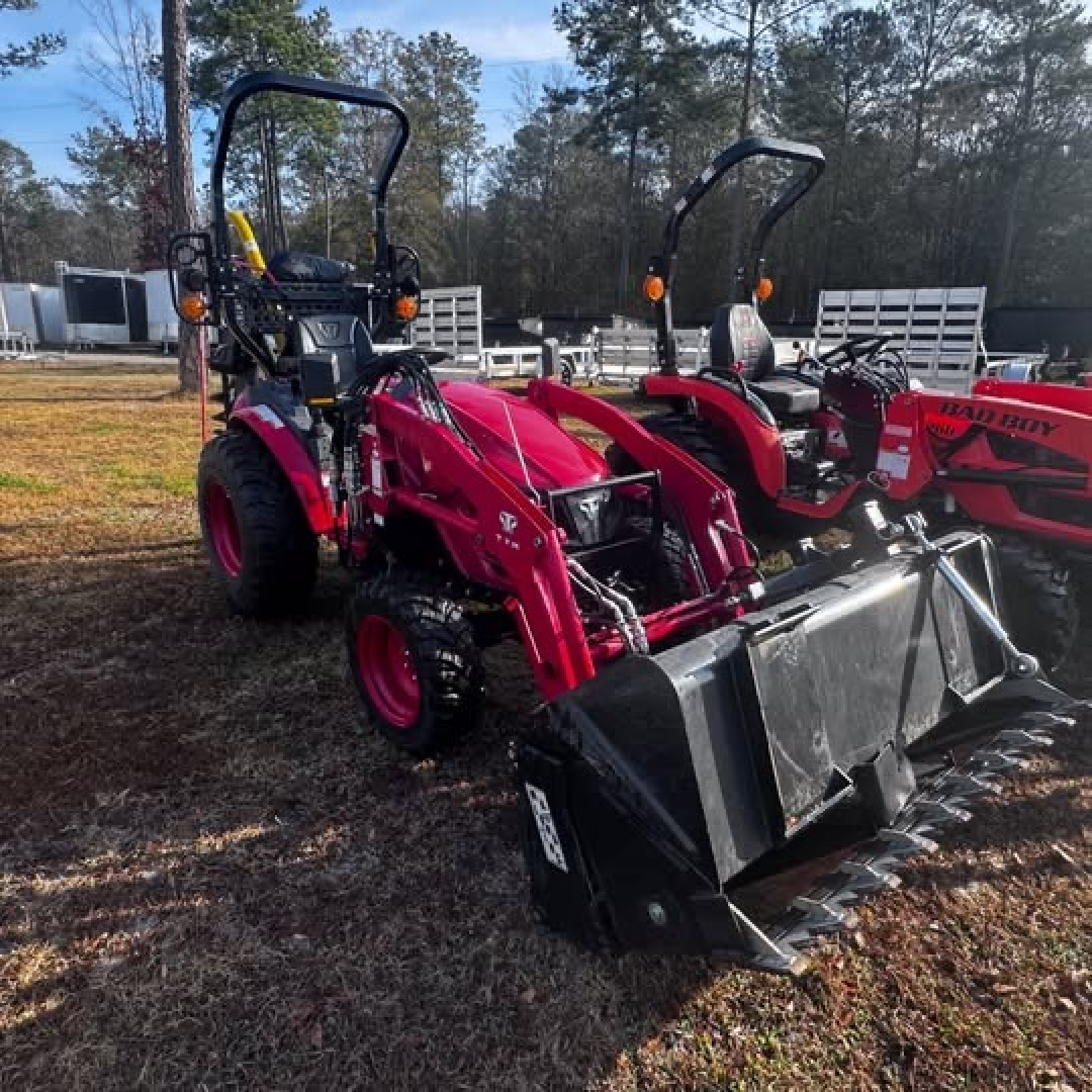 Used 2025 TYM T25 tractor loader
