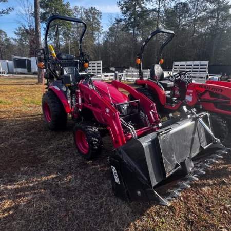 Used 2025 TYM T25 tractor loader