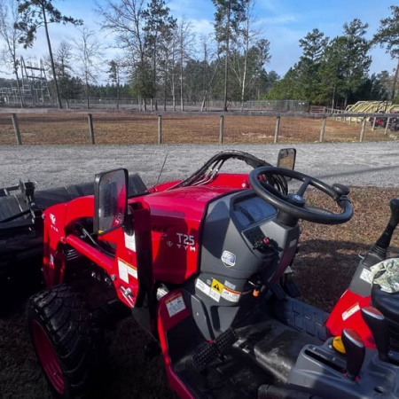 Used 2025 TYM T25 tractor loader