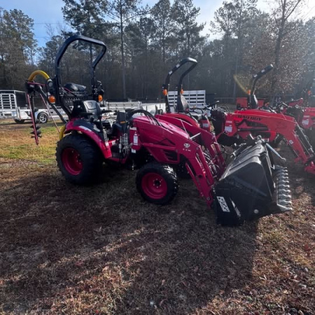 Used 2025 TYM T25 tractor loader